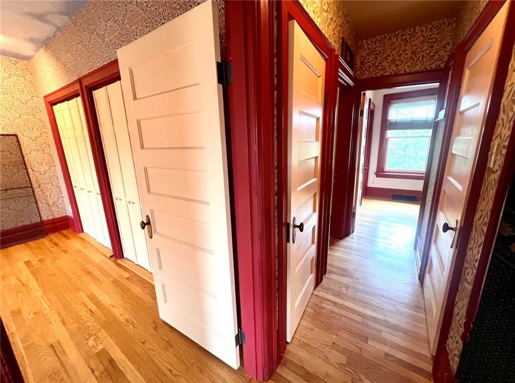 22 Emerson Avenue Pittsburgh, PA 15205 - Photo 14 of 29