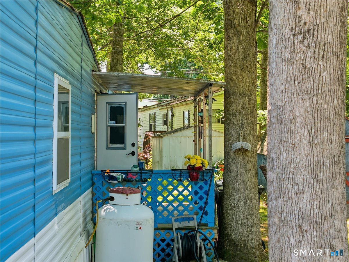 26 Long Drive Windham, CT 06256 - Photo 6 of 33