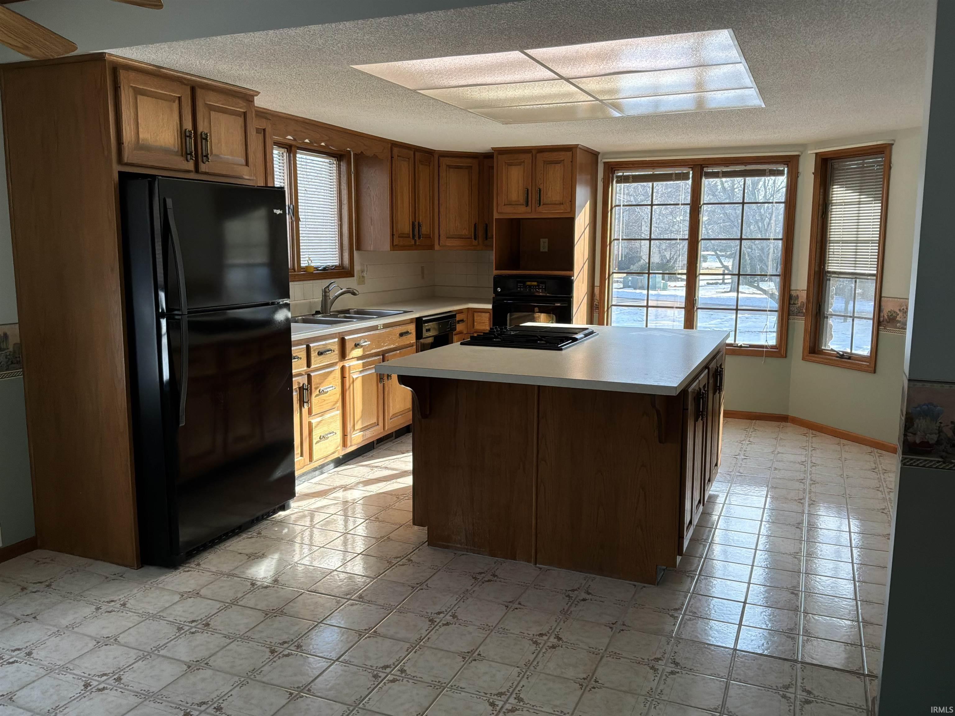 11527 Rio Vista Avenue Leo, IN 46765 - Photo 17 of 32