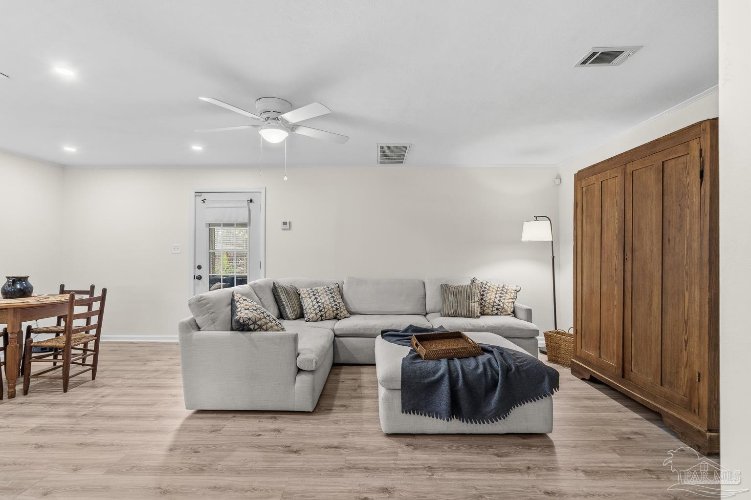 6617 Ravine Street Milton, FL 32570 - Photo 3 of 21 Gallery Image 3