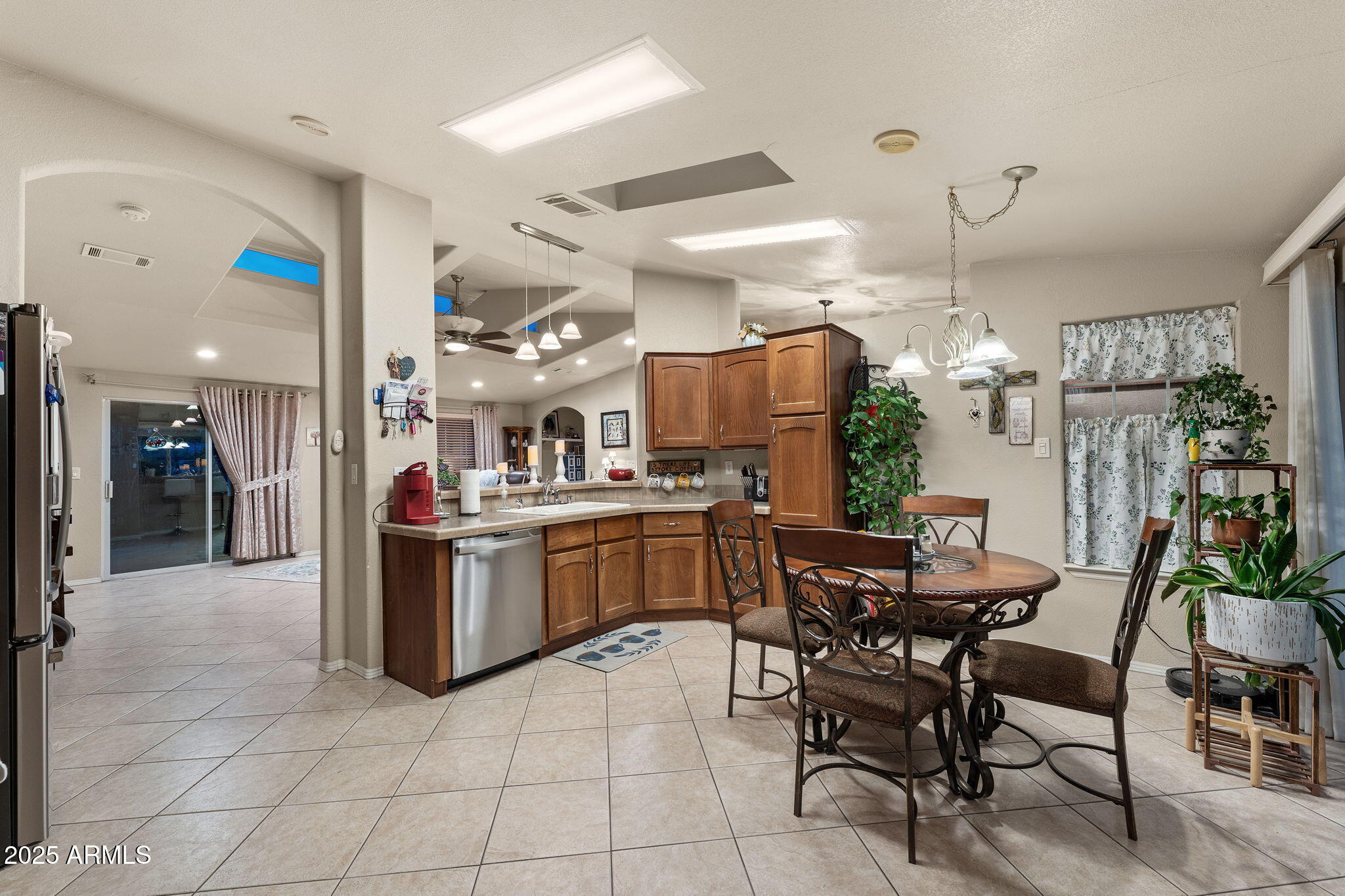 3301 South Goldfield Road, Unit 3005 Apache Junction, AZ 85119 - Photo 9 of 26 016__3301 S Goldfield Rd #3005
