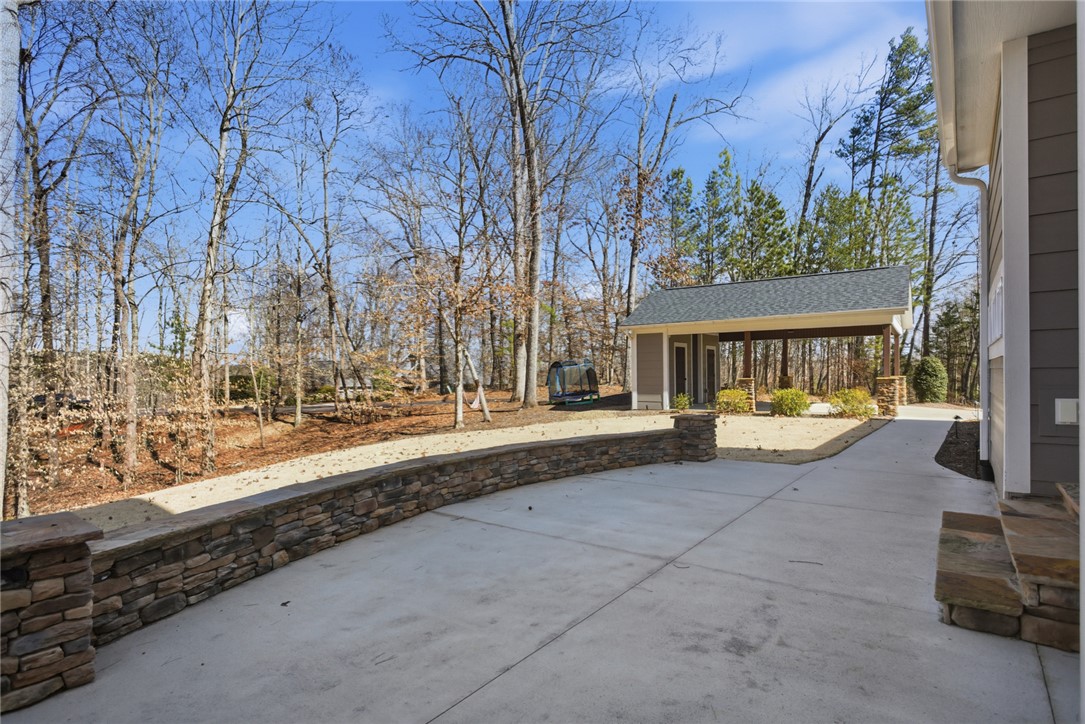 401 Promontory Ridge Seneca, SC 29672 - Photo 2 of 28