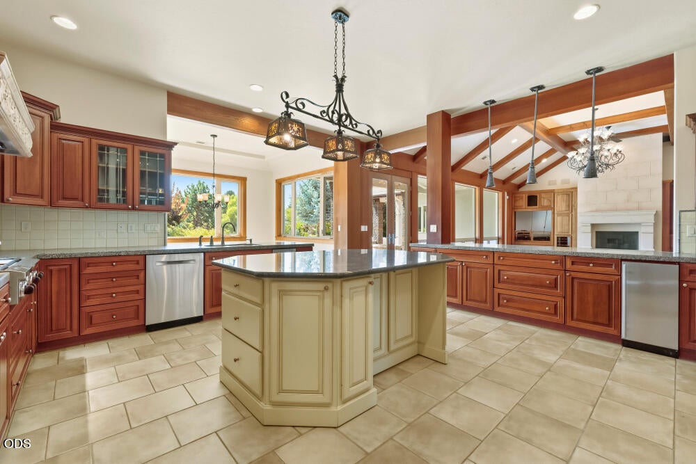 9026 Arant Road Klamath Falls, OR 97603 - Photo 14 of 56 Gallery Image 14