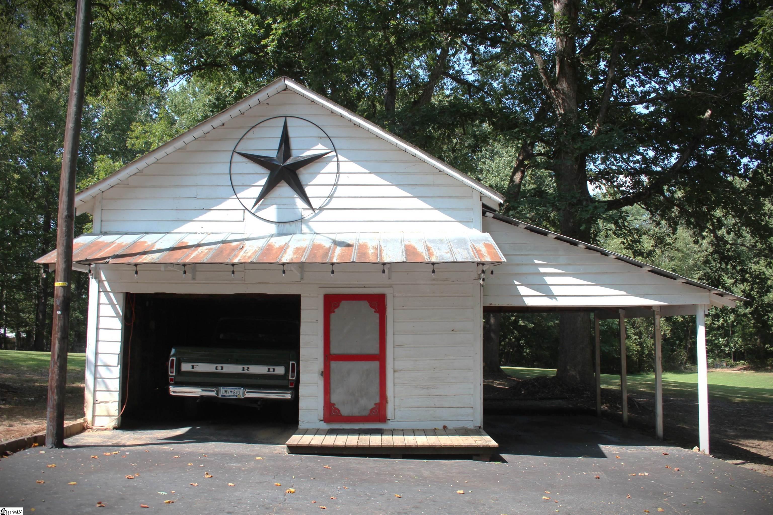 121 Oaklawn Road Pelzer, SC 29669 - Photo 24 of 36