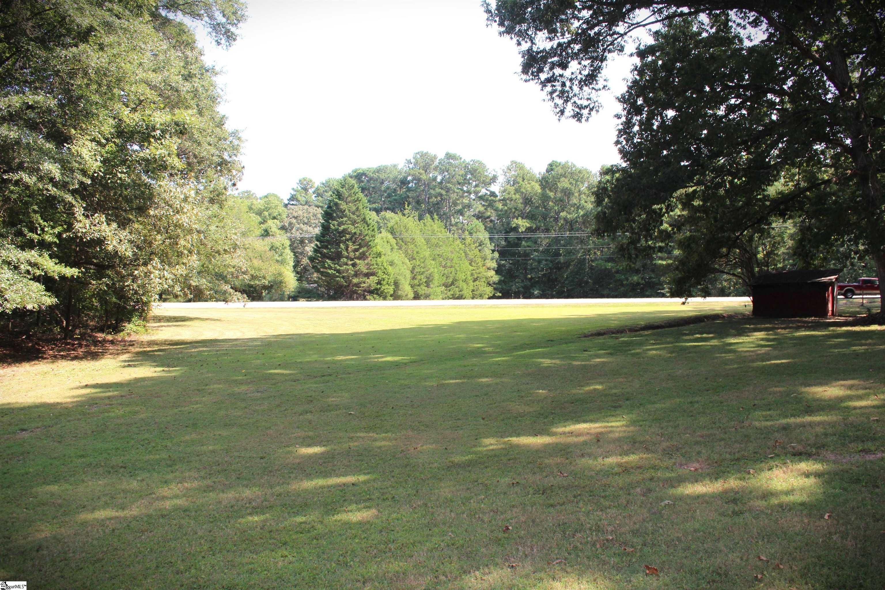 121 Oaklawn Road Pelzer, SC 29669 - Photo 34 of 36