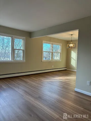 $2,400 | 260 Washington Avenue, Carteret, NJ 07008