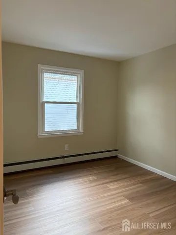 $2,400 | 260 Washington Avenue, Carteret, NJ 07008