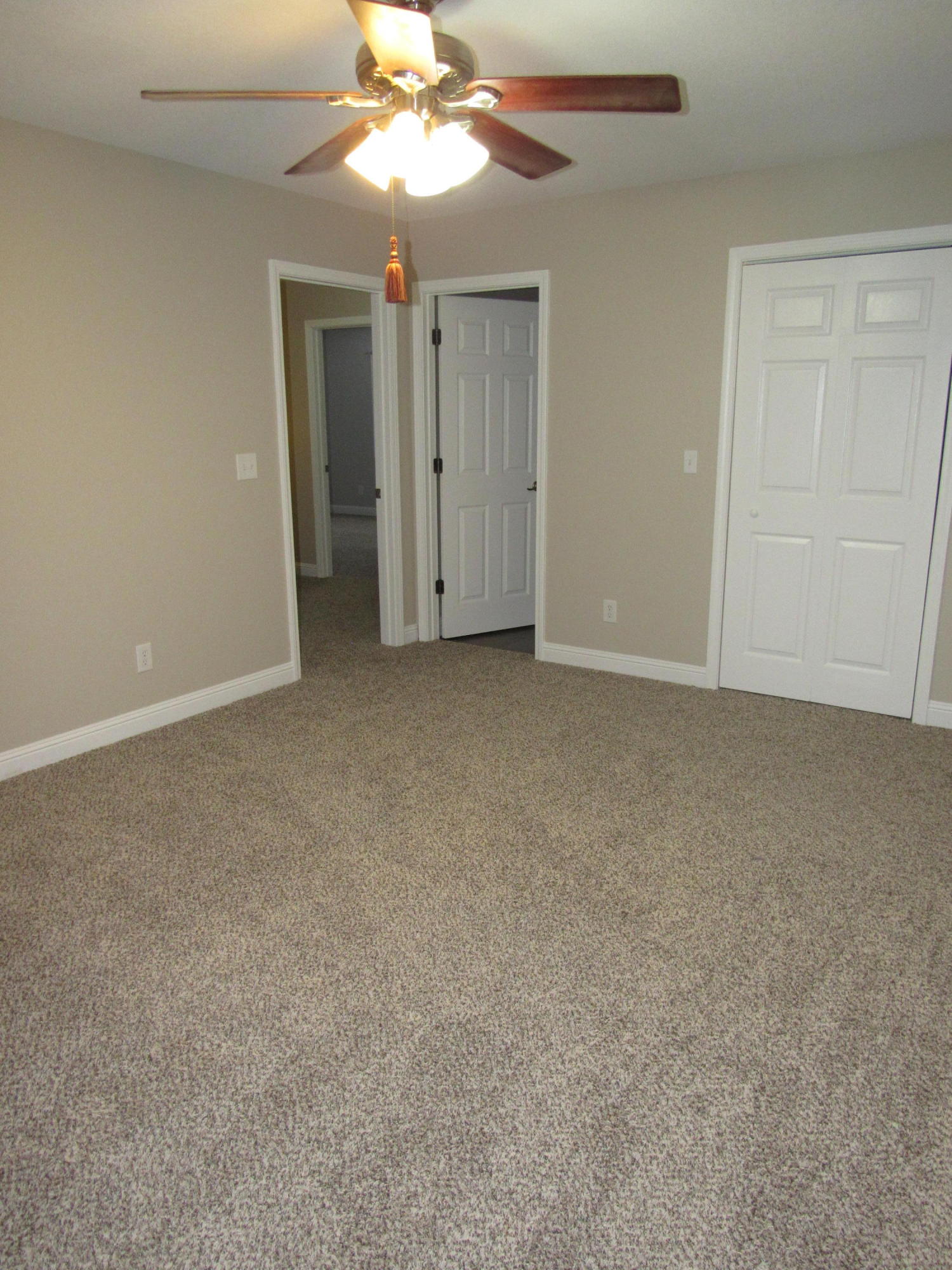 5218 Banner-Roslin Road Jamestown, TN 38556 - Photo 32 of 40 Master Bedroom