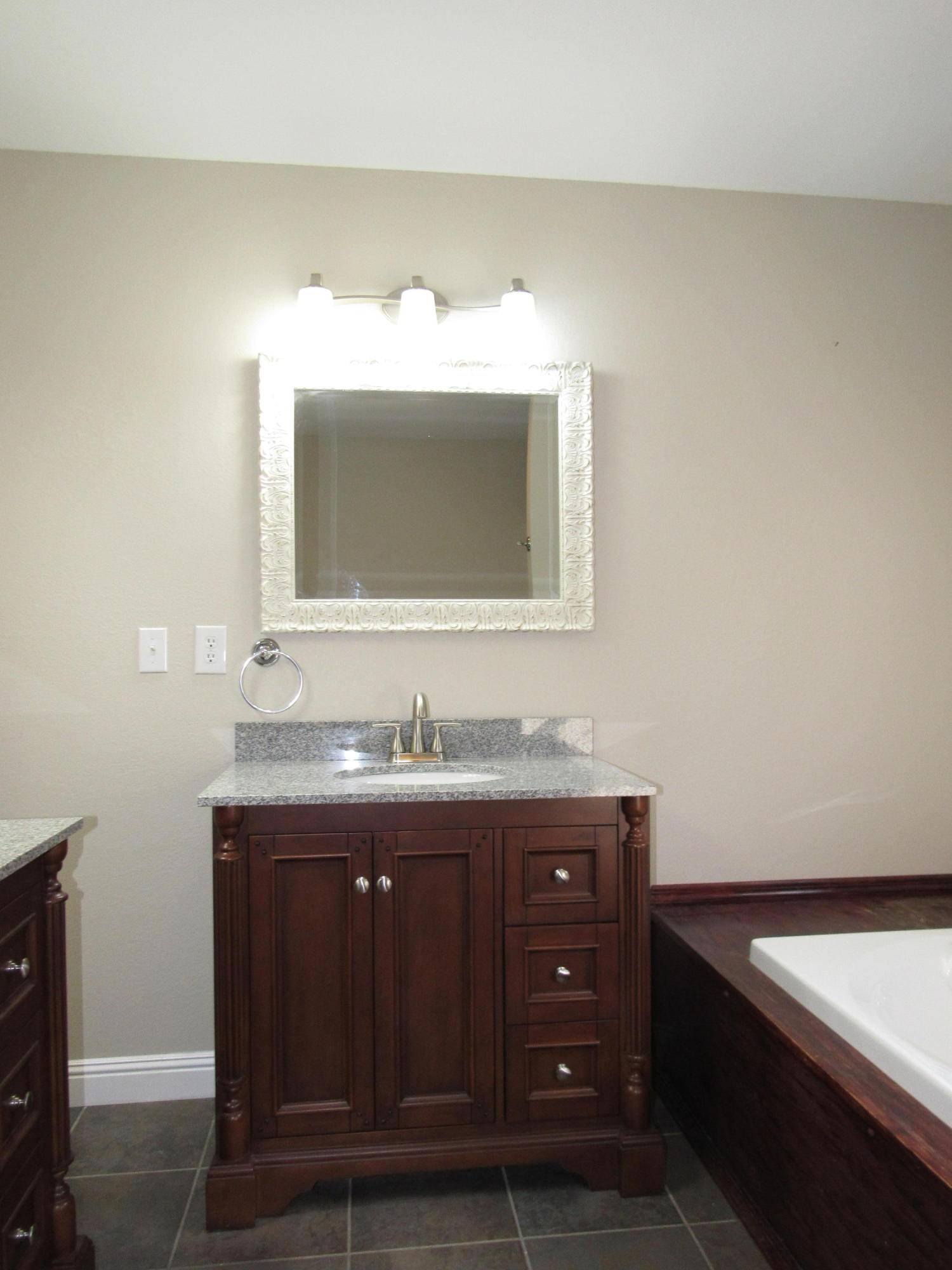 5218 Banner-Roslin Road Jamestown, TN 38556 - Photo 35 of 40 Master Bathroom
