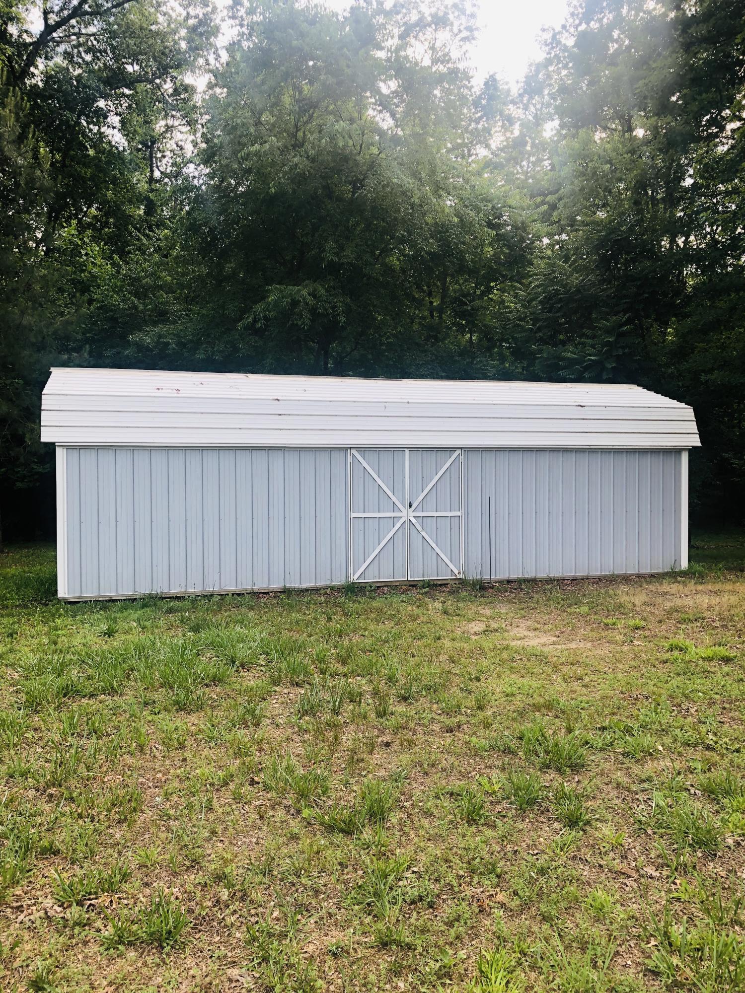 5218 Banner-Roslin Road Jamestown, TN 38556 - Photo 38 of 40 Storage Shed