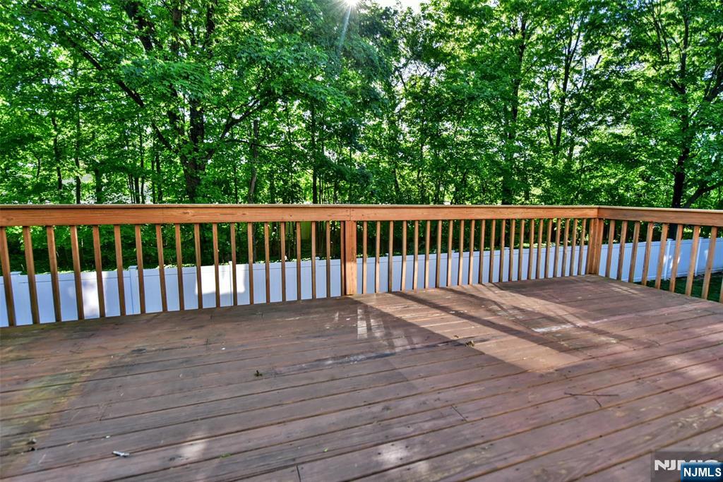 5 Hanson Place Wayne, NJ 07470 - Photo 18 of 38