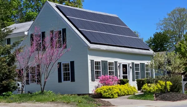 $995,000 | 22 South Street, Medfield, MA 02052