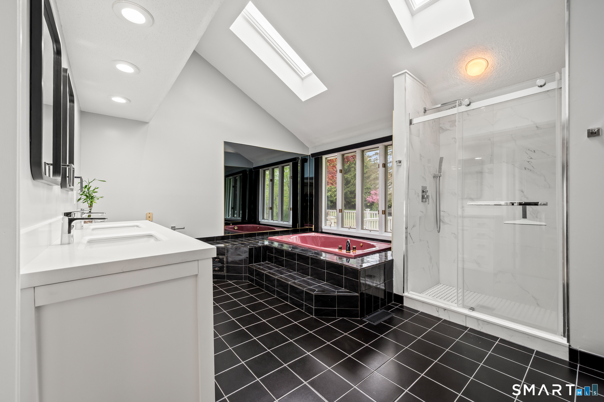 2 Executive Hill Road Wolcott, CT 06716 - Photo 14 of 35 Stand Up Shower and Jacuzzi Tub