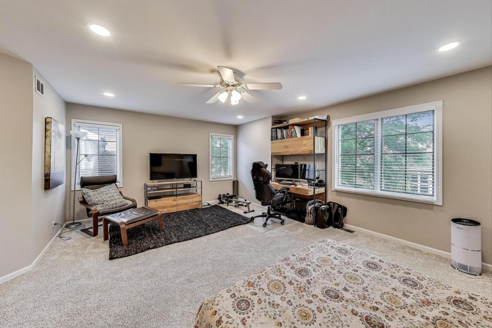 1604 Park Ridge Point Park Ridge, IL 60068 - Photo 17 of 33