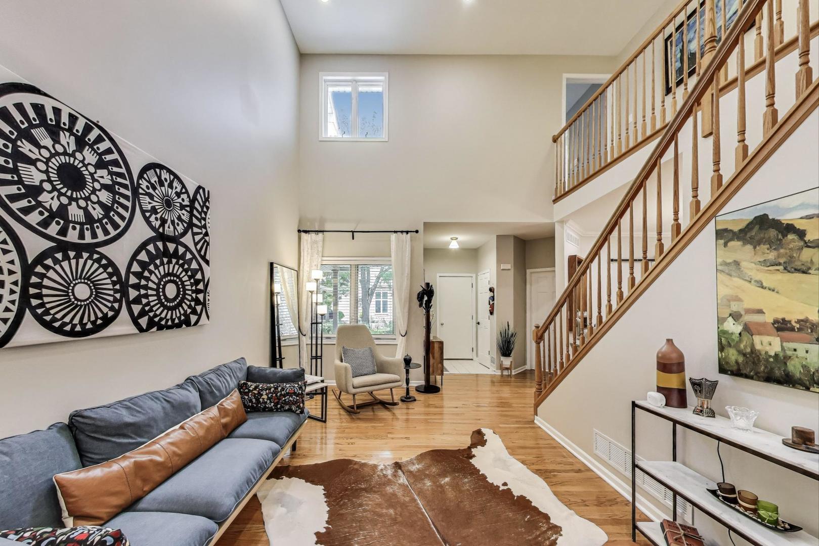 1604 Park Ridge Point Park Ridge, IL 60068 - Photo 4 of 33