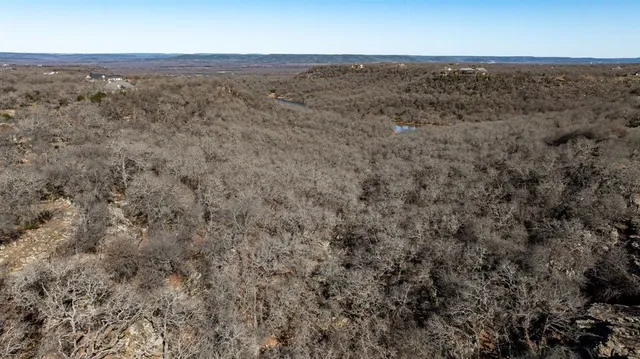a view of a dry yard