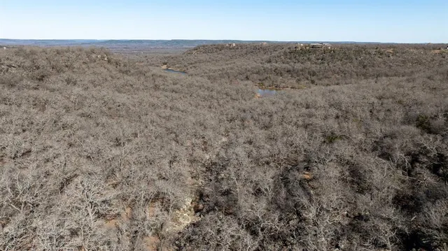 a view of a dry field
