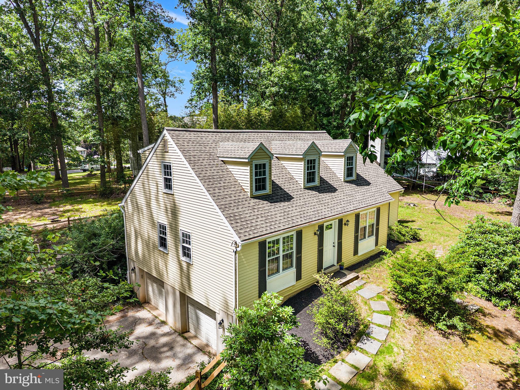 1199 Glenside Road Downingtown, PA 19335 - Photo 2 of 47