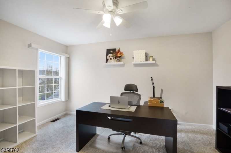 29 Winding Way Hamburg, NJ 07419 - Photo 14 of 17