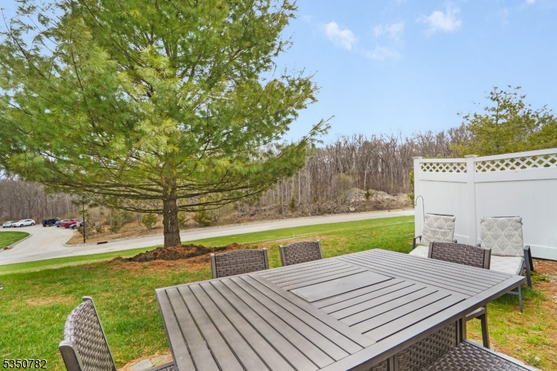 29 Winding Way Hamburg, NJ 07419 - Photo 17 of 17