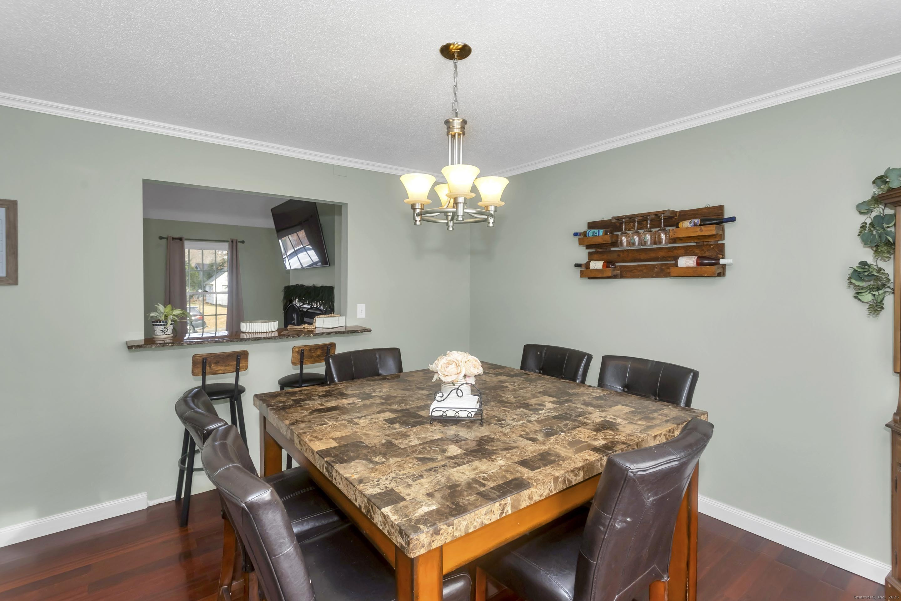 21 Brentwood Street Springfield, MA 01108 - Photo 10 of 40 a dining room with furniture and wooden floor