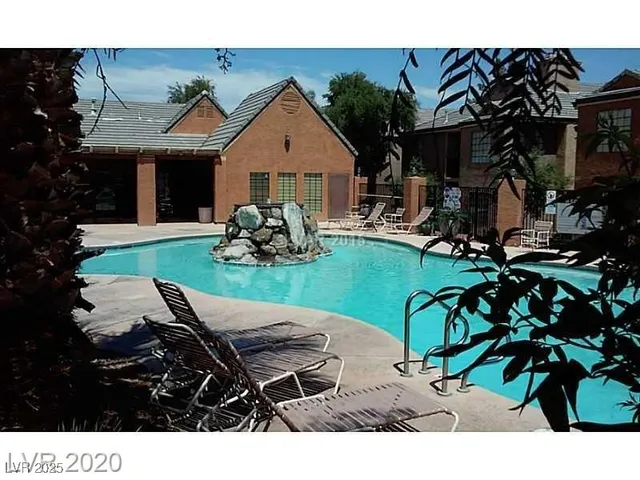 $179,000 | 2700 North Rainbow Boulevard, Unit 1105, Las Vegas, NV 89108