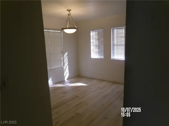 $179,000 | 2700 North Rainbow Boulevard, Unit 1105, Las Vegas, NV 89108