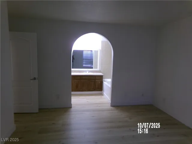 $179,000 | 2700 North Rainbow Boulevard, Unit 1105, Las Vegas, NV 89108