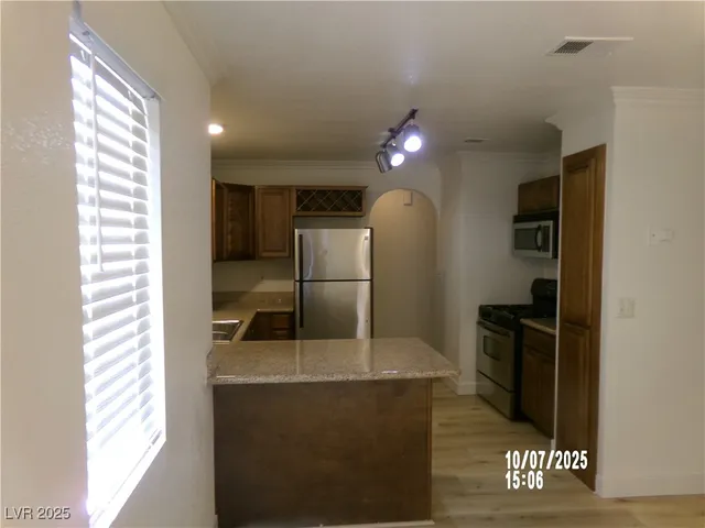 $179,000 | 2700 North Rainbow Boulevard, Unit 1105, Las Vegas, NV 89108