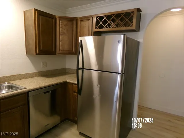 $179,000 | 2700 North Rainbow Boulevard, Unit 1105, Las Vegas, NV 89108