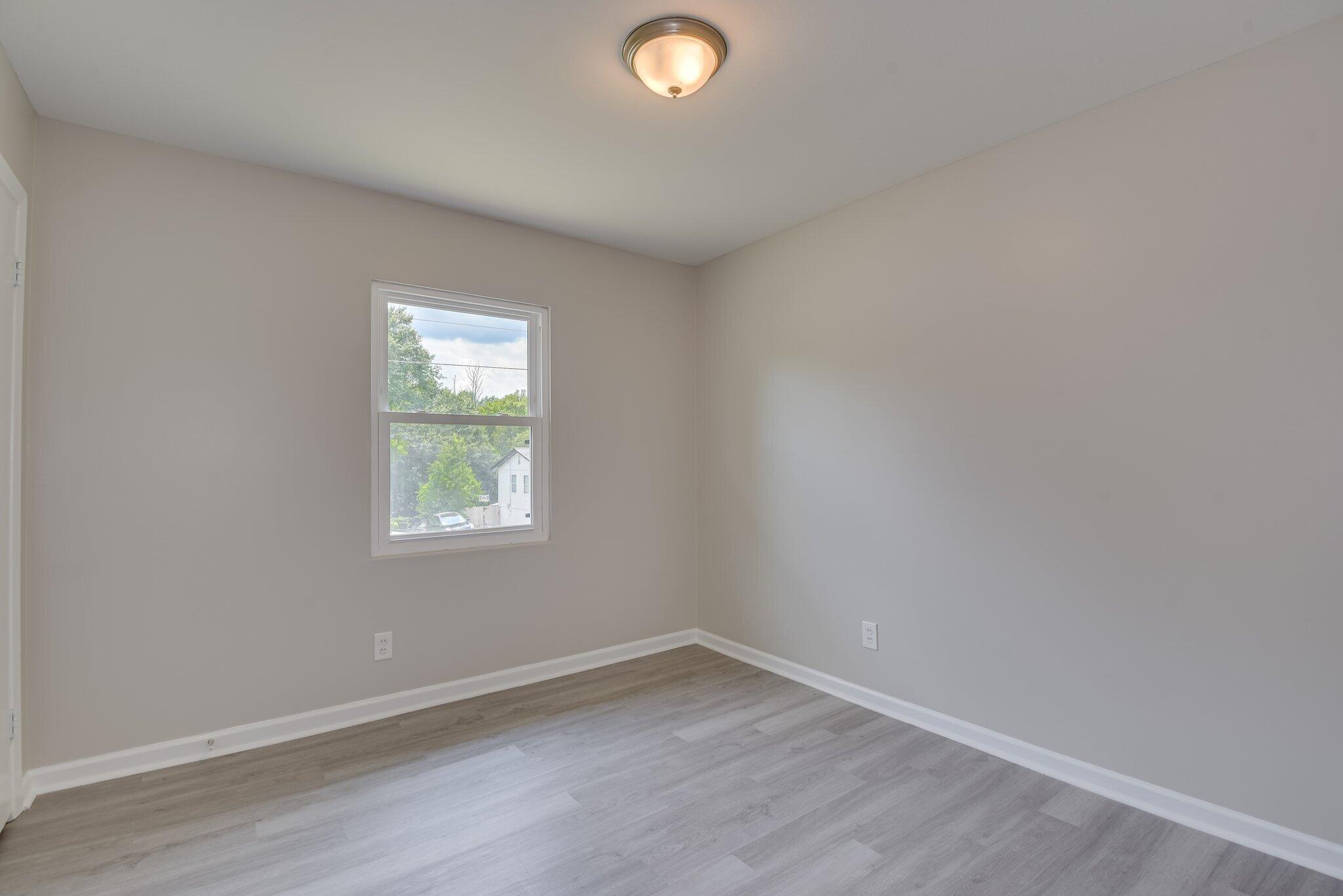 2115 Ashley Drive Augusta, GA 30906 - Photo 31 of 38 an empty room with a window