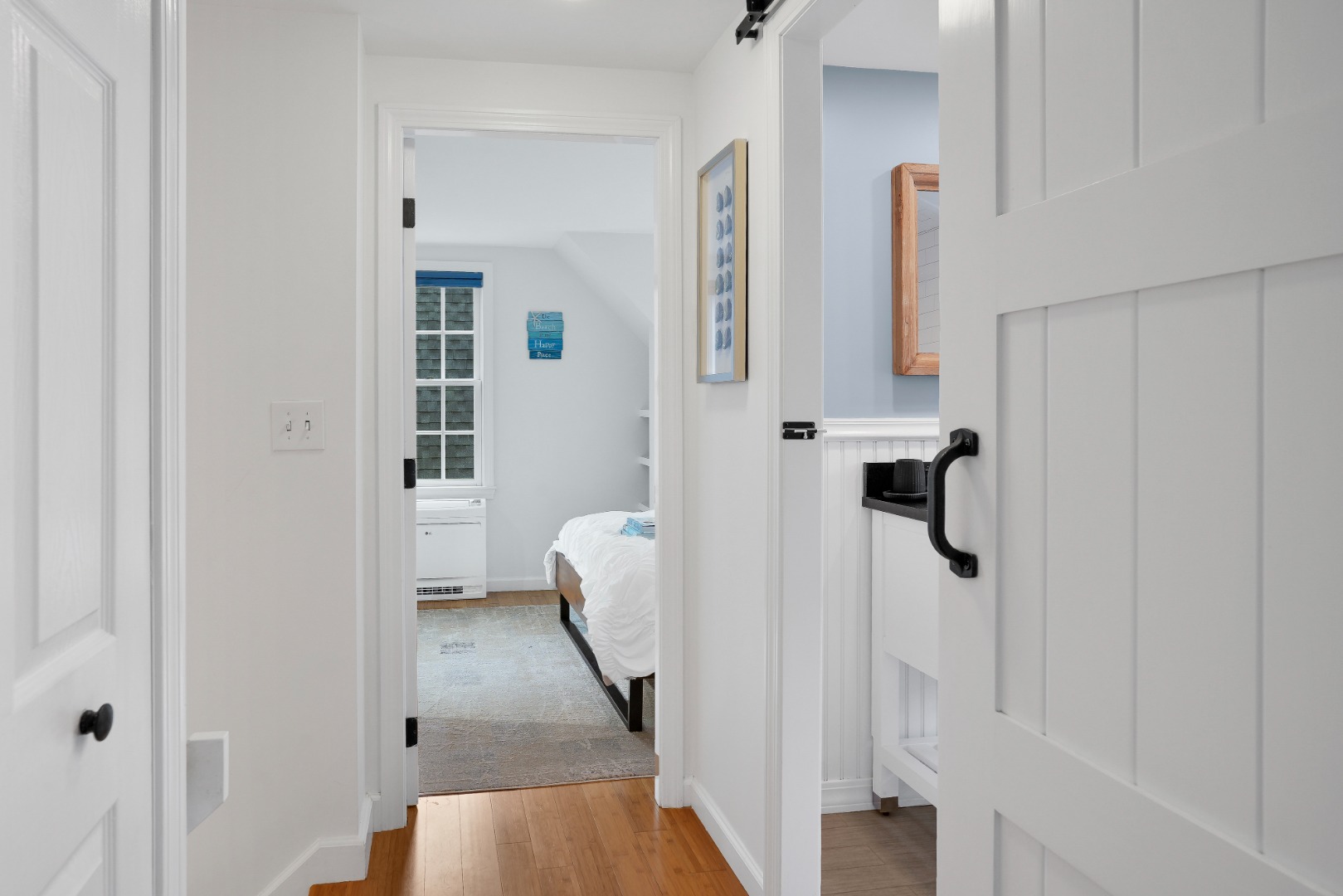 26 Sea Glen Road Oak Bluffs, MA 02557 - Photo 20 of 36