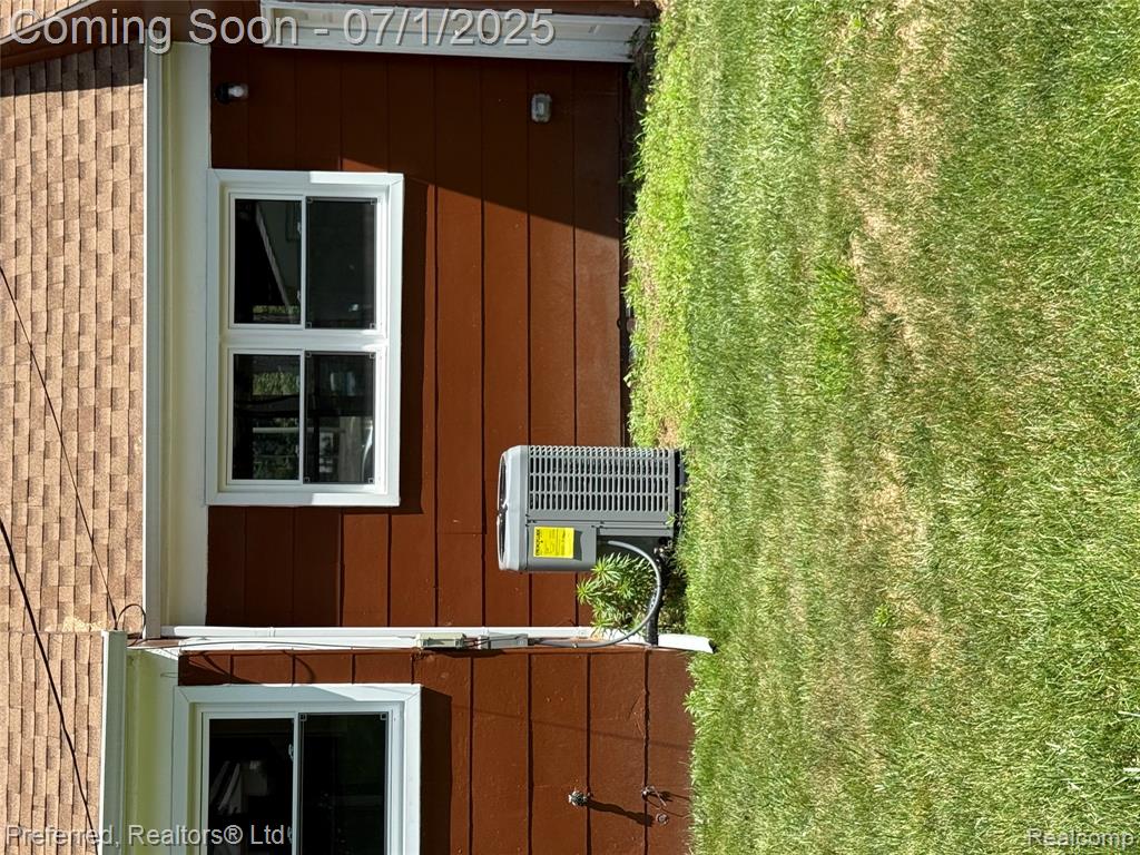 14591 Merriman Road Livonia, MI 48154 - Photo 3 of 25