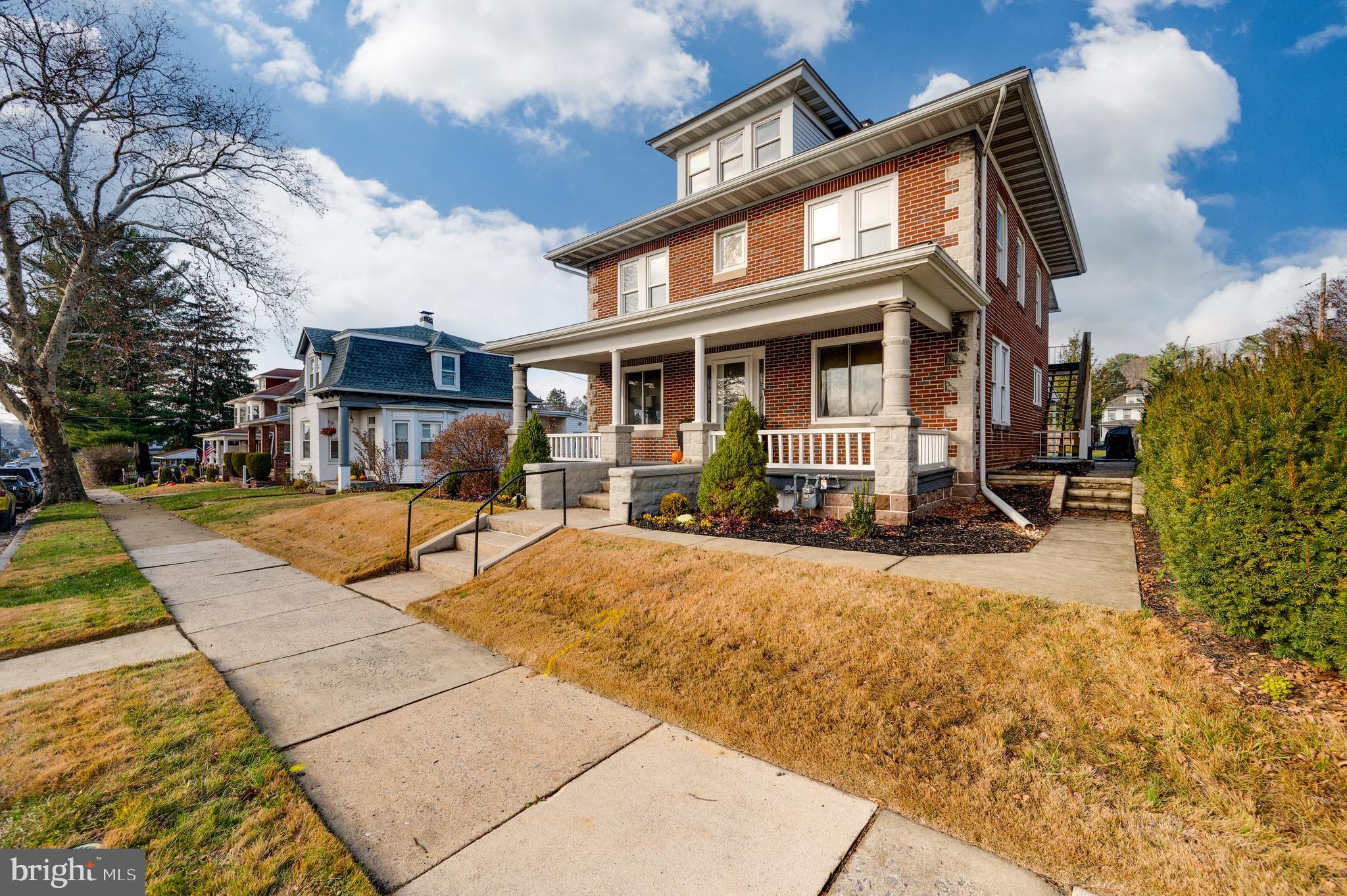 2021 Noble Street Reading, PA 19609 - Photo 2 of 54