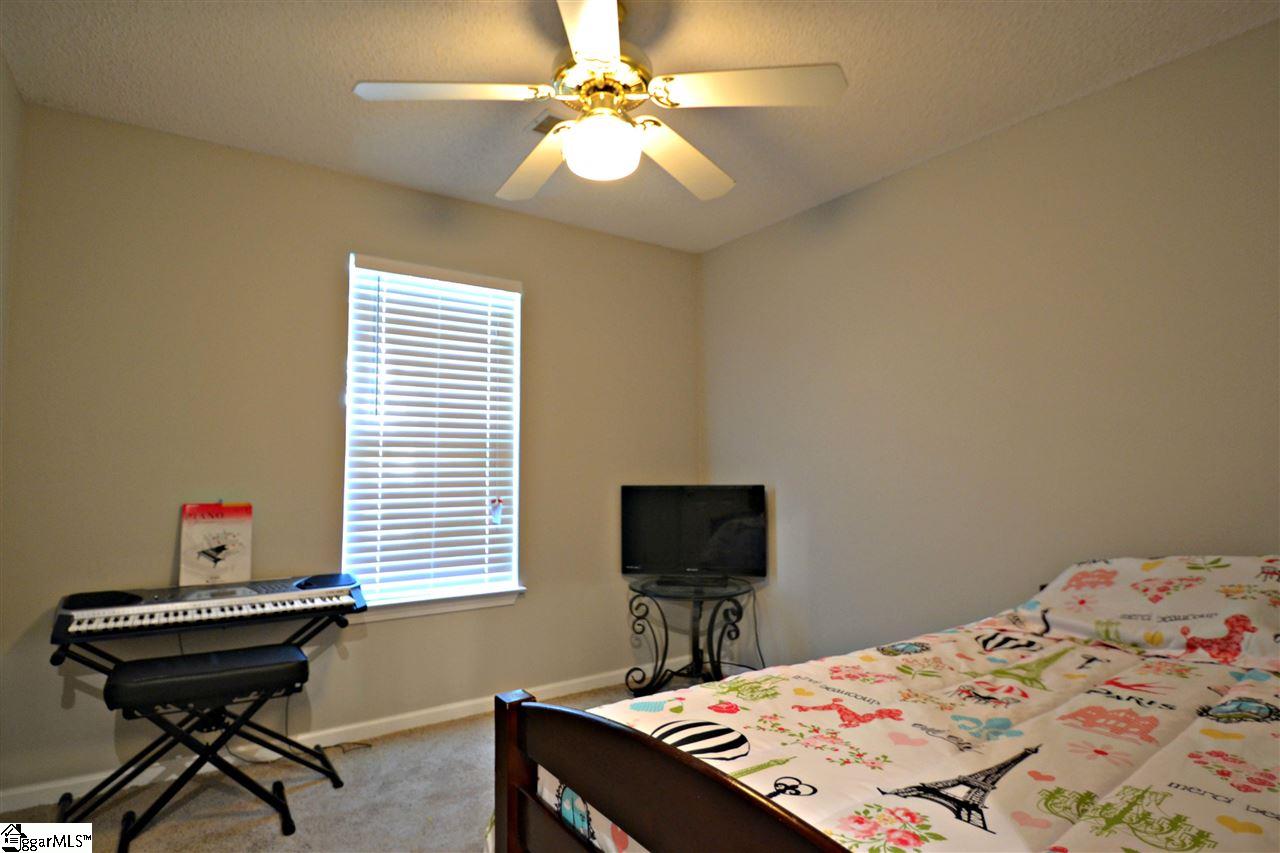 306 Mint Leaf Court Fountain Inn, SC 29644 - Photo 12 of 26