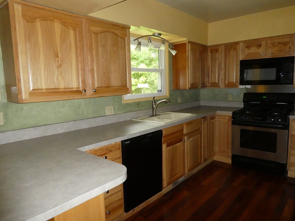 5200 West River Road Mount Pleasant, MI 48858 - Photo 18 of 34 1823484-18.JPG