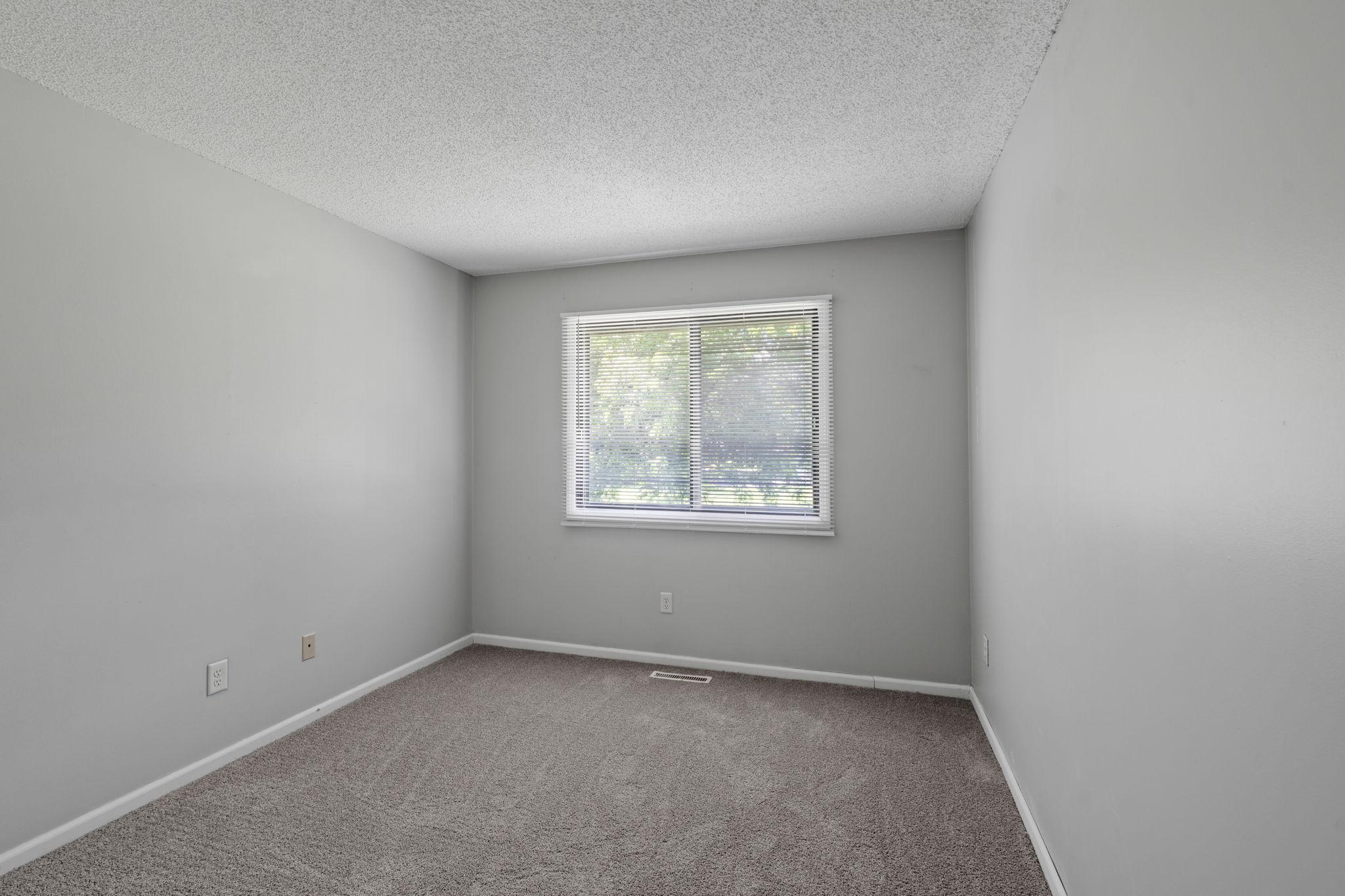 13359 Zenith Lane Eden Prairie, MN 55346 - Photo 16 of 25