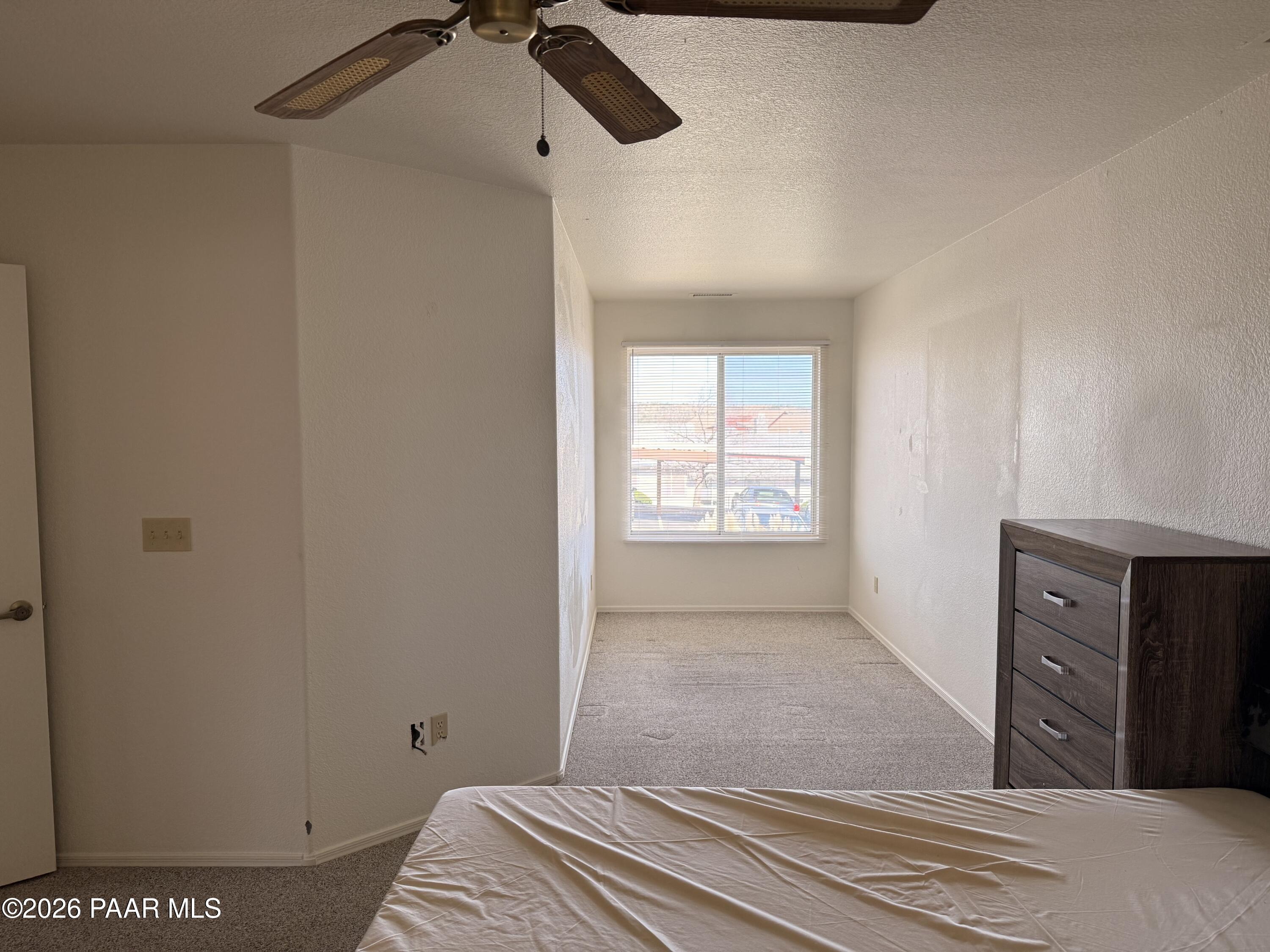 3059 Smokey Road, Unit 21E Prescott, AZ 86301 - Photo 11 of 20 Primary sitting area smokey