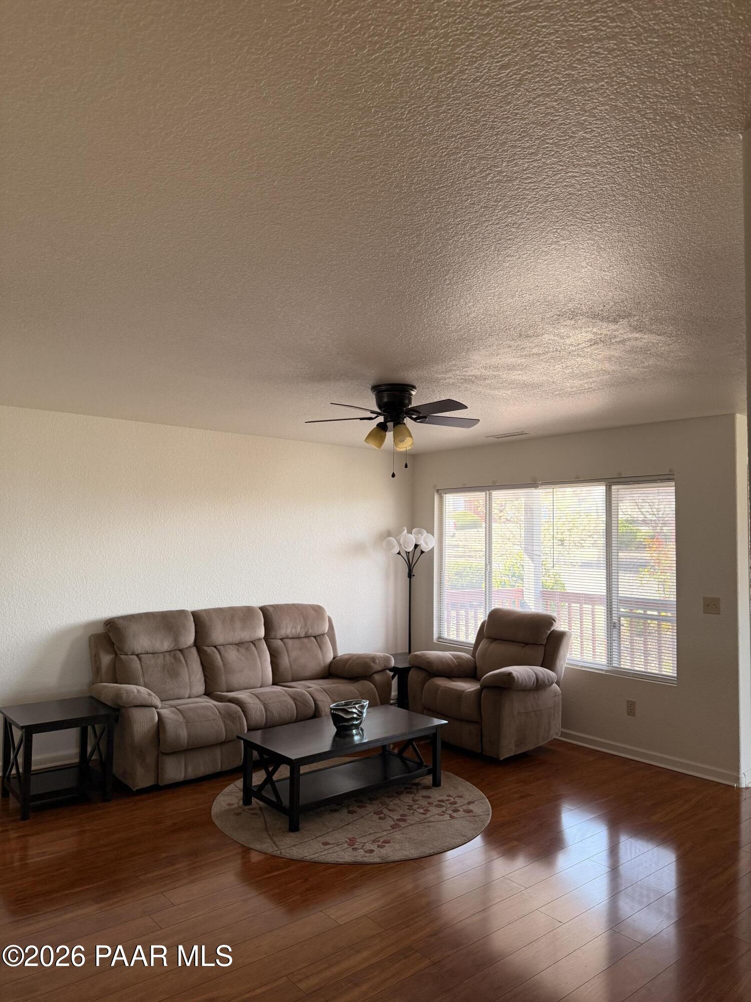 3059 Smokey Road, Unit 21E Prescott, AZ 86301 - Photo 14 of 20 Living 1 smokey