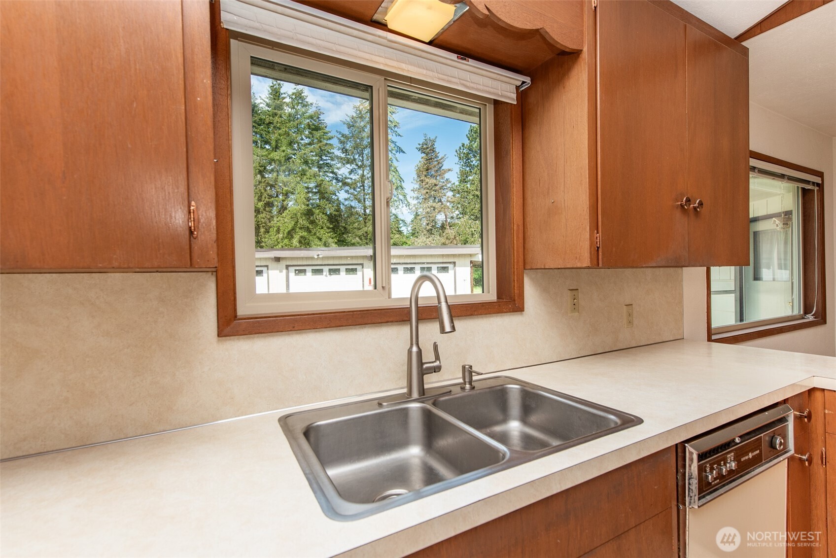 612 Monroe Road Port Angeles, WA 98362 - Photo 18 of 36 Gallery Image 18