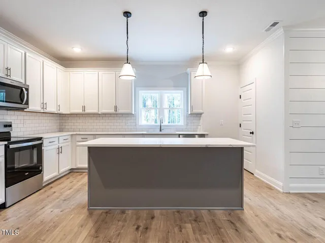 $379,450 | 240 Green Pines Estates Drive, Kenly, NC 27542