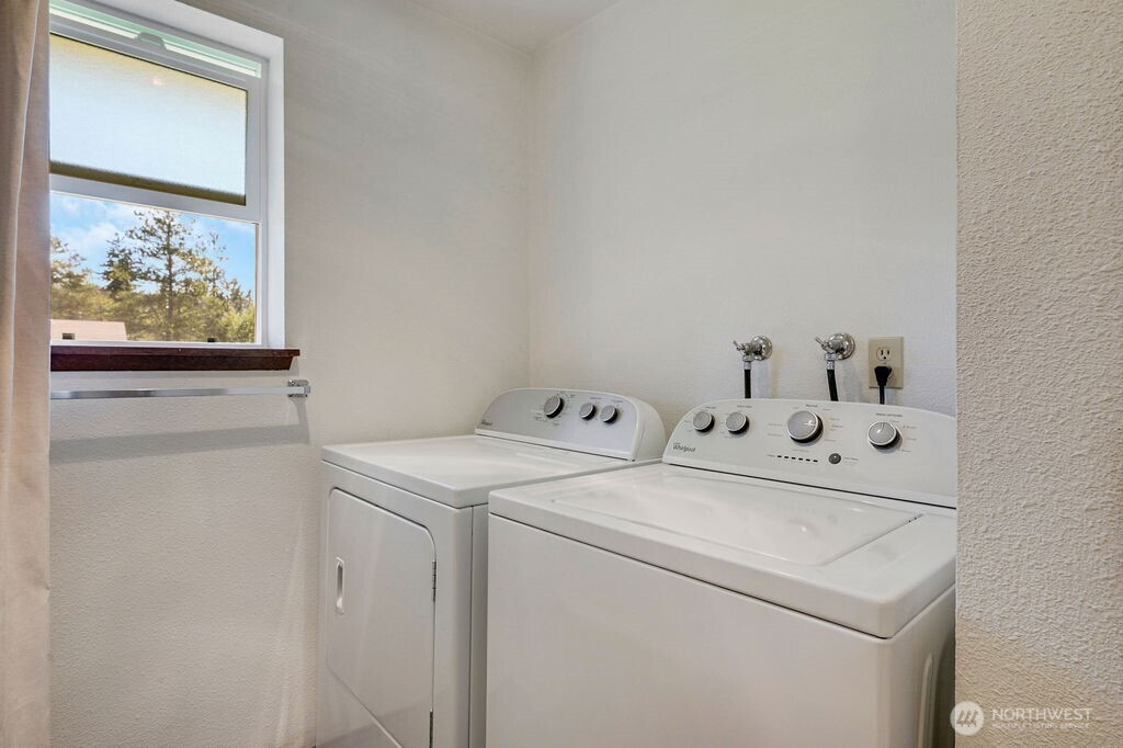 90 Kem Street Port Hadlock, WA 98339 - Photo 19 of 39