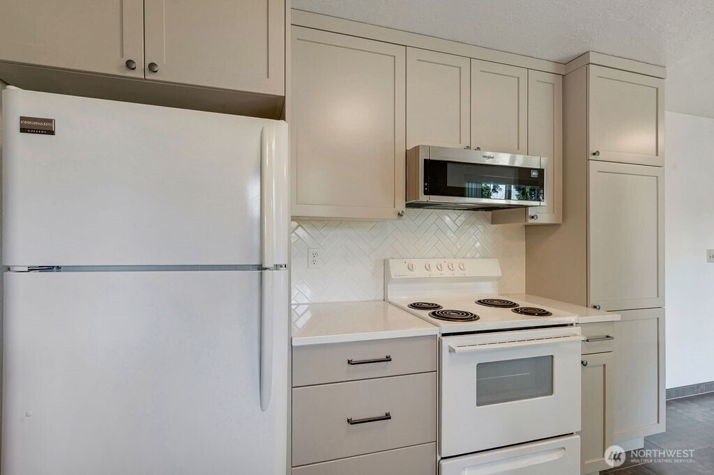 90 Kem Street Port Hadlock, WA 98339 - Photo 10 of 39