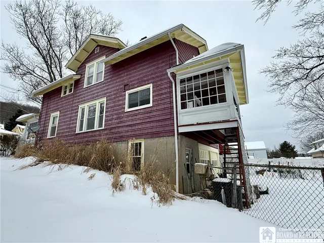 $139,900 | 37 Lawrence Avenue, Bradford, PA 16701