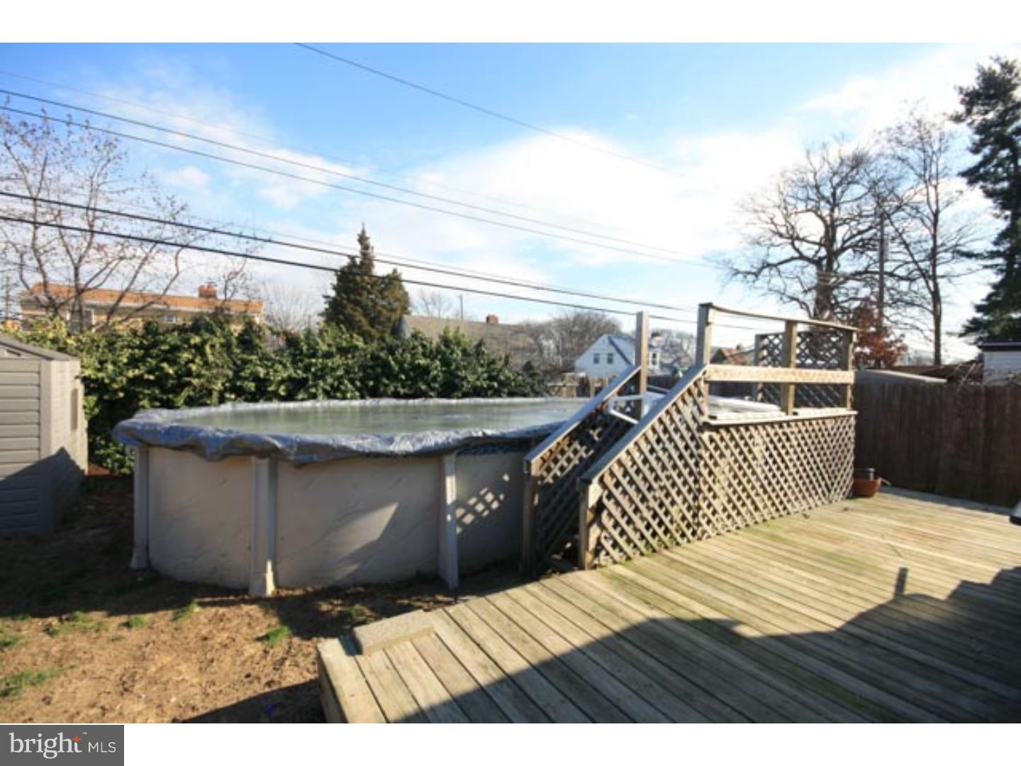 9213 Andover Road Philadelphia, PA 19114 - Photo 21 of 25 Exterior Back