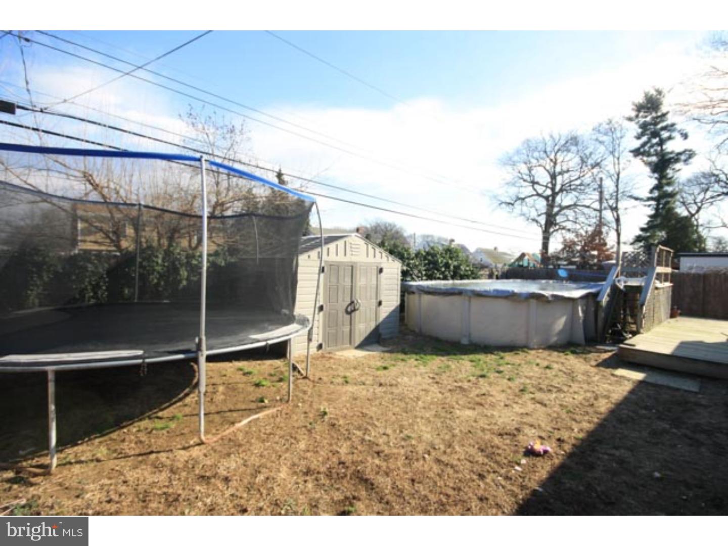 9213 Andover Road Philadelphia, PA 19114 - Photo 22 of 25 Exterior Back