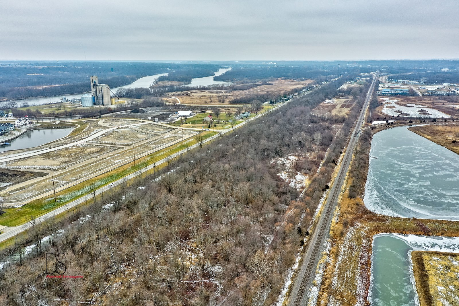 0 2753rd Road Ottawa, IL 61350 - Photo 12 of 19 a view of an outdoor space and ocean view