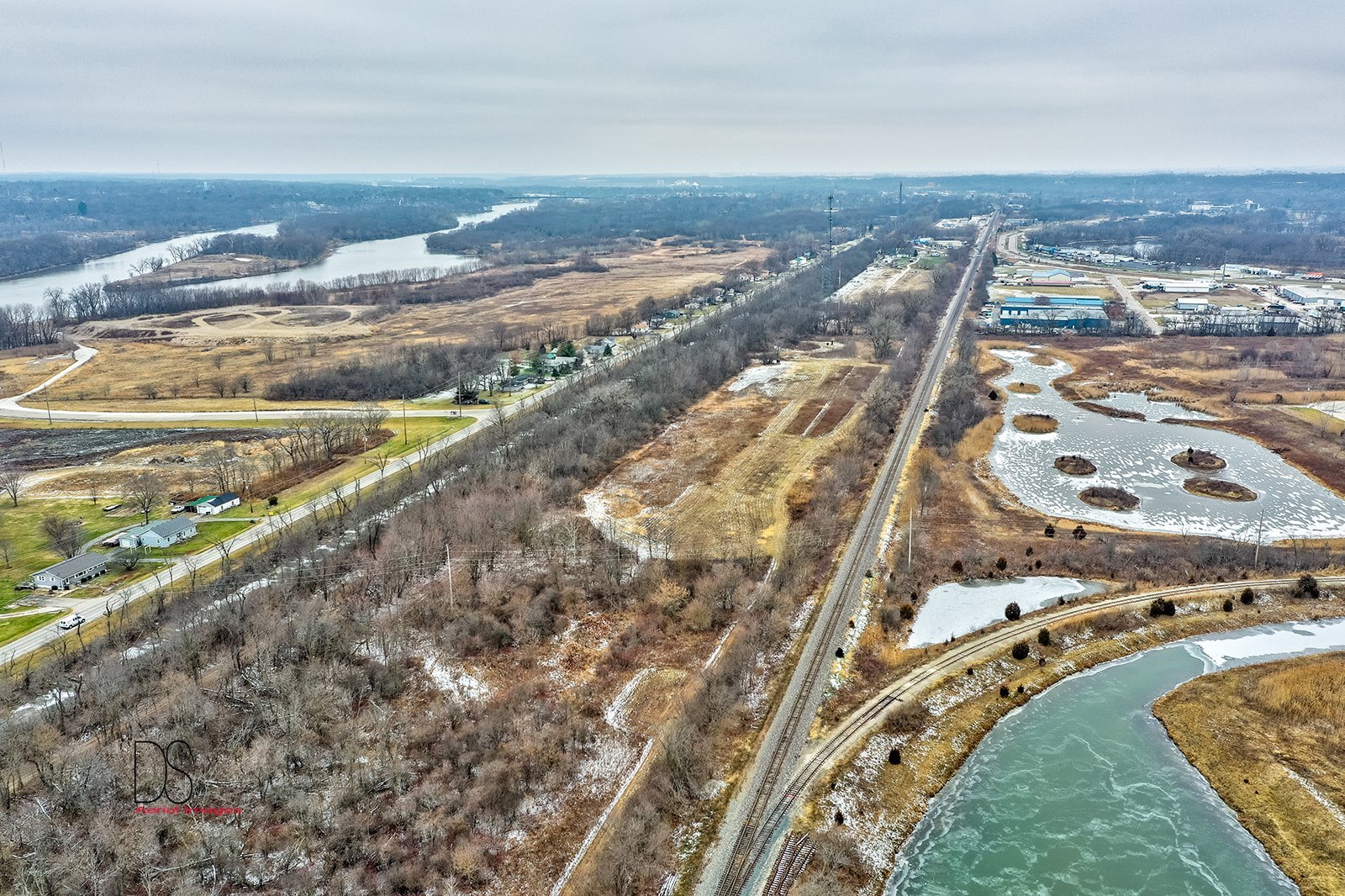 0 2753rd Road Ottawa, IL 61350 - Photo 15 of 19 an aerial view of residential houses with outdoor space