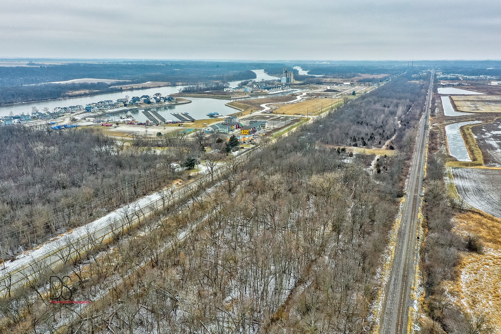 0 2753rd Road Ottawa, IL 61350 - Photo 6 of 19 a view of an ocean