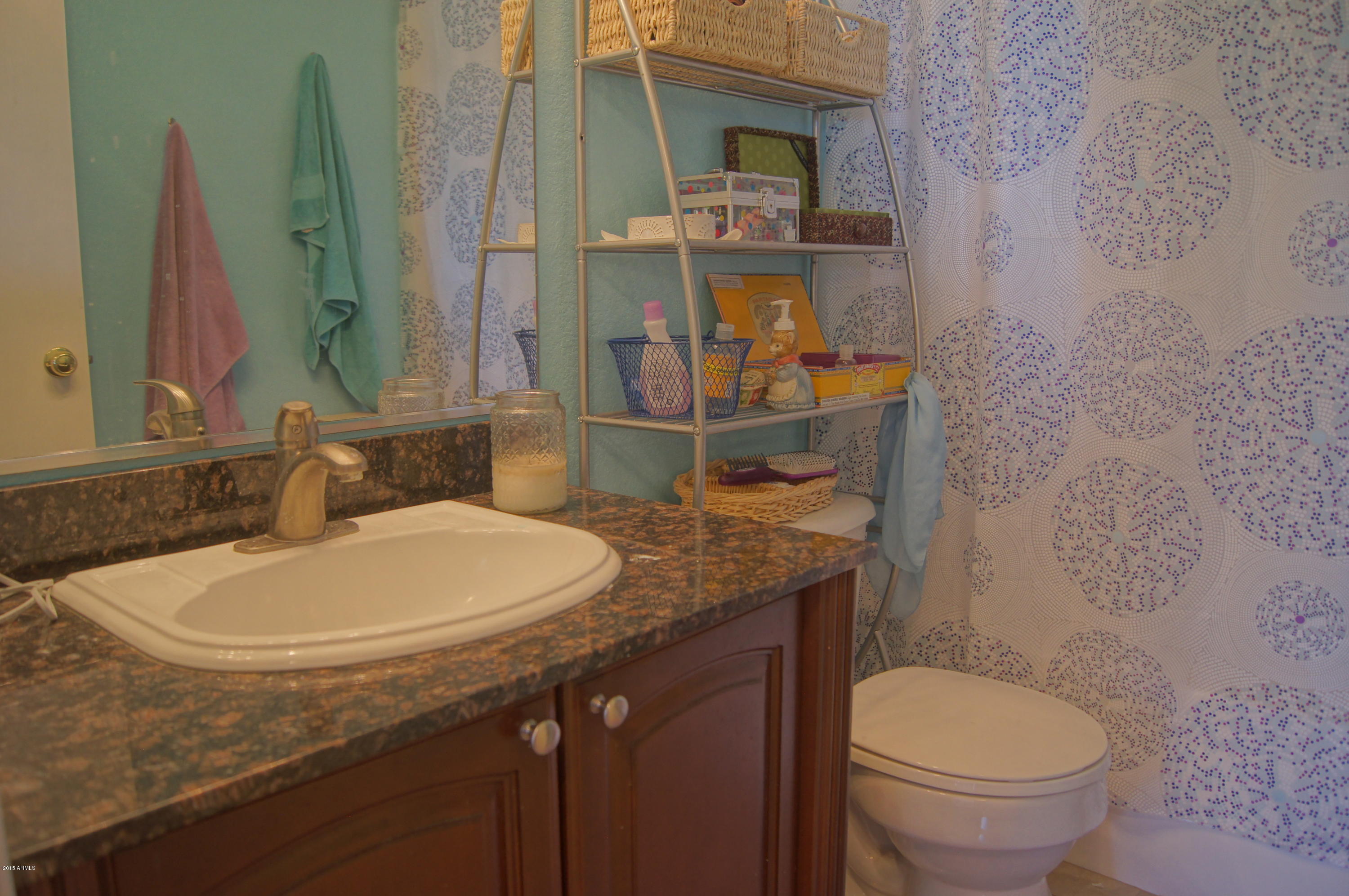 8041 West Hatcher Road Peoria, AZ 85345 - Photo 14 of 24 DSC00400